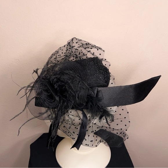 Black Fascinator Lace Mesh Feather Headband Goth Pinup Wedding Formal Event - Picture 5 of 9